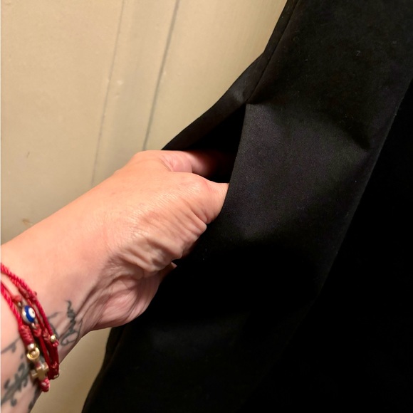 JARBO Black Dress, Excellent condition, size 1 regular size 6/8 - Picture 10 of 16